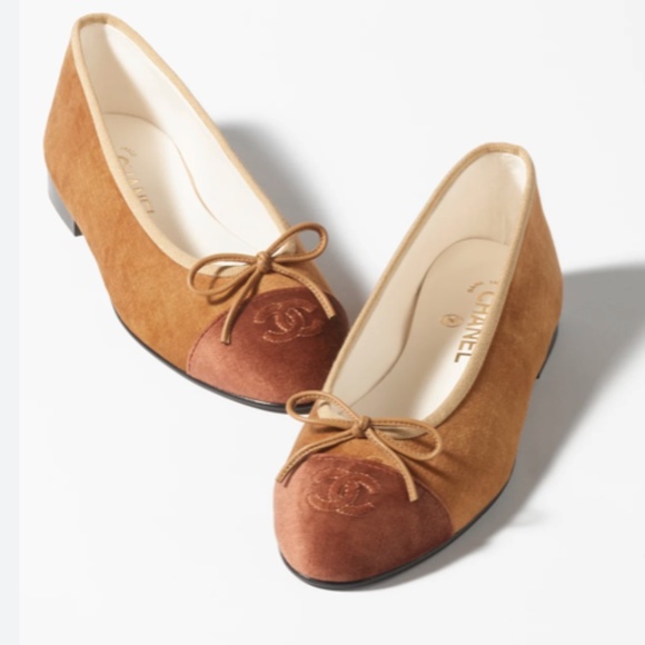 Velvet Chanel ballet flats size 38 | Runs small | Worn once - Picture 1 of 7